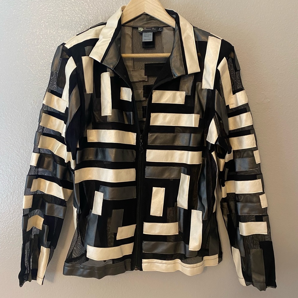 Damee Inc Black and White dress jacket and tank Size XL